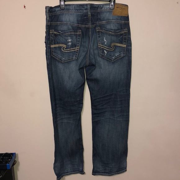 Silver Jeans - Picture 3 of 4